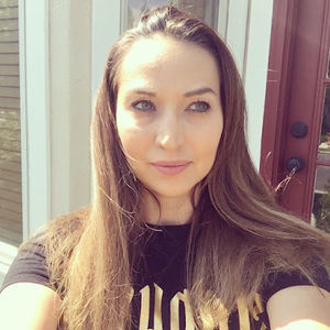 Meet your Posher, Nikki